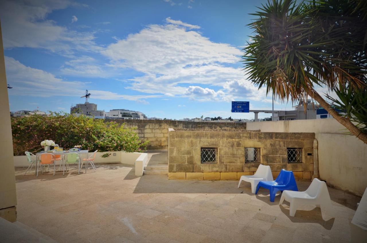 Light And Bright St Julians Central 1 Apartment Saint Julian's Bagian luar foto