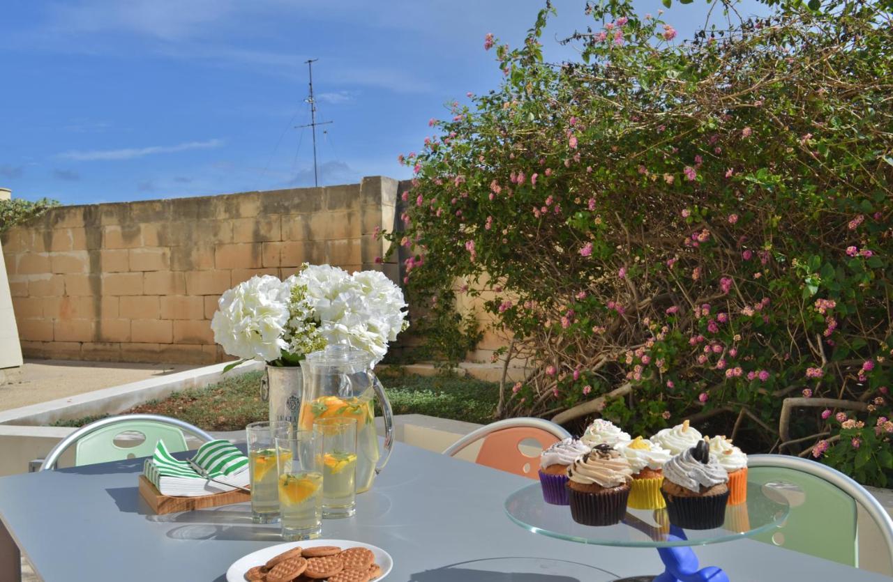 Light And Bright St Julians Central 1 Apartment Saint Julian's Bagian luar foto
