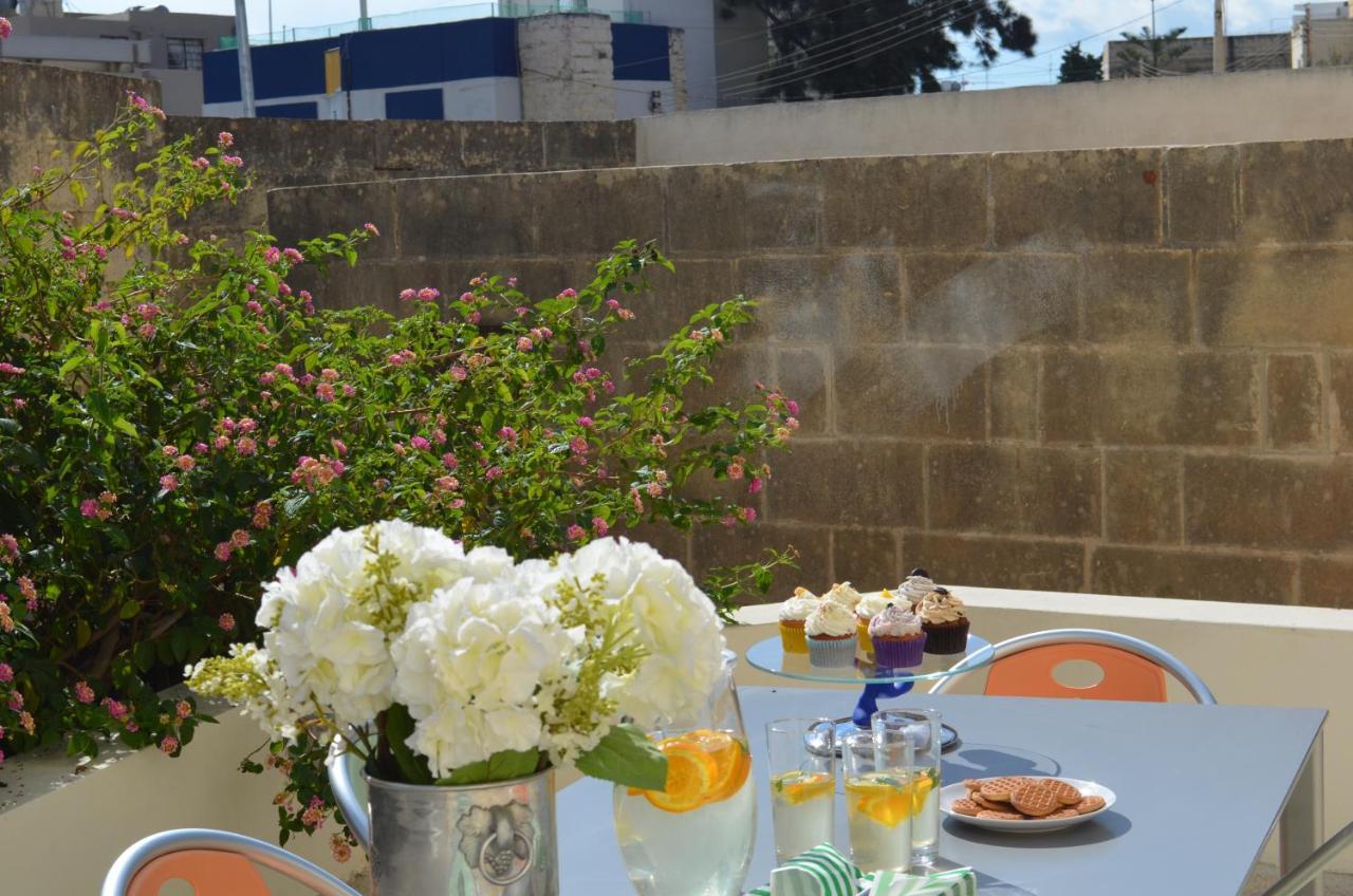 Light And Bright St Julians Central 1 Apartment Saint Julian's Bagian luar foto